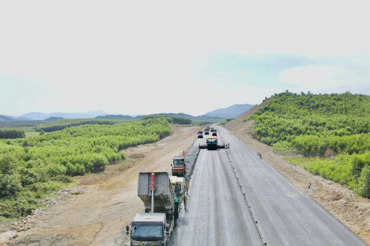 Khởi công 4 dự án giao thông trong Quý II