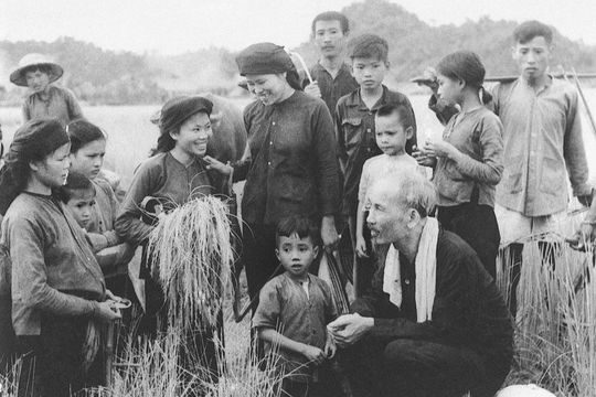 Phải xem trọng ý kiến của nhân dân như thế nào?