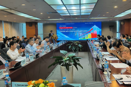 Xử lý nợ xấu: Hạn chế đẩy rủi ro cho tương lai