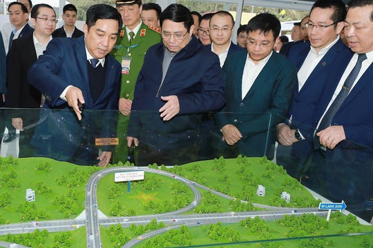 Doanh nghiệp mang tinh thần dân tộc, vì một Việt Nam hùng cường