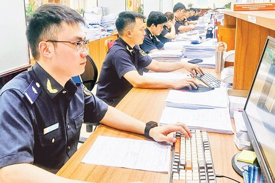Tiếp tục đẩy mạnh chuyển đổi số trong lĩnh vực hải quan