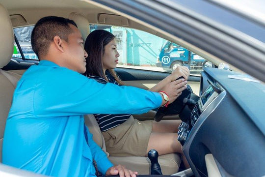 Quy định mới về cấp, thu hồi Giấy chứng nhận giáo viên dạy thực hành lái xe ô tô Quy định mới về cấp, thu hồi Giấy chứng nhận giáo viên dạy thực hành lái xe ô tô