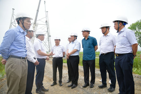 Đốc thúc tiến độ thi công Dự án đường dây 500kV Nhà máy nhiệt điện Nam Định 1