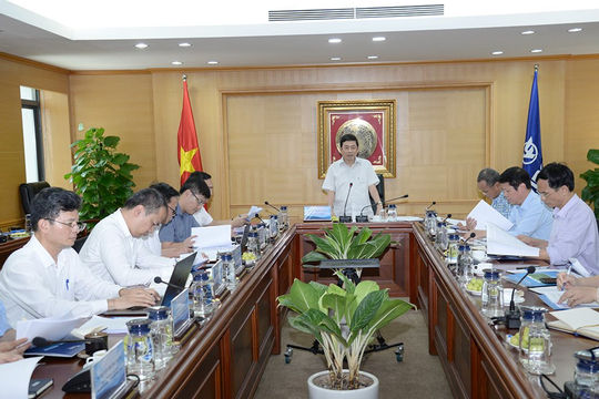 Làm việc với doanh nghiệp, chuẩn bị cho tổng kết 10 năm thực hiện Nghị quyết 30-NQ/TW