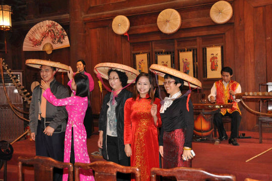 Du lịch nội địa trước nỗi lo thất thu mùa cao điểm