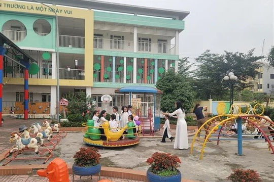 Tập trung tháo gỡ khó khăn về mặt bằng và vốn cho các dự án cải tạo trường học, y tế, tôn tạo di tích Tập trung tháo gỡ khó khăn về mặt bằng và vốn cho các dự án cải tạo trường học, y tế, tôn tạo di tích