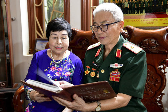 Ngày hội non sông qua ký ức lão tướng quân đội