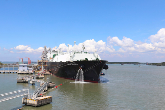 PV GAS nhận chuyến tàu LNG thứ 3 cho sản xuất điện giai đoạn cao điểm mùa khô năm 2024