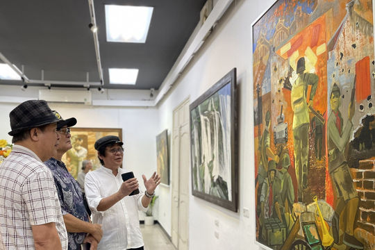 Tái hiện chiến thắng Điên Biên Phủ qua tranh, tác phẩm điêu khắc Tái hiện chiến thắng Điên Biên Phủ qua tranh, tác phẩm điêu khắc