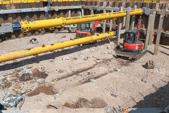 Anh: Hàng loạt dự án tại các địa phương bị chậm tiến độ