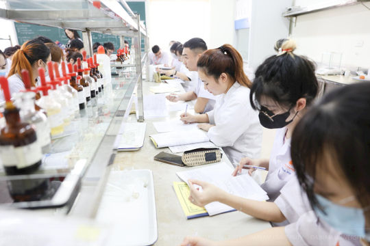 Lấy ý kiến Dự thảo Chương trình phát triển công nghiệp hóa dược đến năm 2030