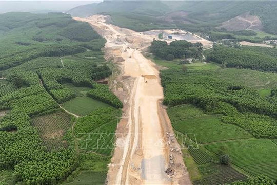 Thiếu vắng doanh nghiệp tư nhân đầu tư cao tốc, do đâu?