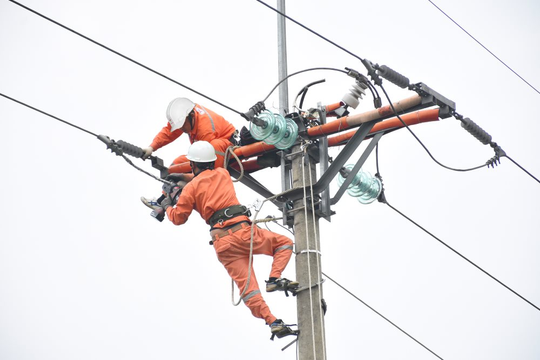 Tiếp tục ghi nhận nhiều ý kiến đóng góp cho Dự thảo Luật Điện lực (sửa đổi)