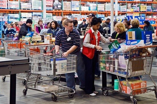 Lạm phát của Mỹ và châu Âu có dấu hiệu dịu xuống Lạm phát của Mỹ và châu Âu có dấu hiệu dịu xuống