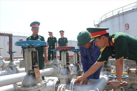 Bộ Quốc phòng tổ chức phúc tra kho xăng, dầu chiến thuật toàn quân năm 2024 Bộ Quốc phòng tổ chức phúc tra kho xăng, dầu chiến thuật toàn quân năm 2024