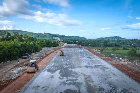 Quảng Ngãi: Cam kết tháng 6/2024 bàn giao mặt bằng cho Dự án cao tốc Bắc - Nam  Quảng Ngãi: Cam kết tháng 6/2024 bàn giao mặt bằng cho Dự án cao tốc Bắc - Nam