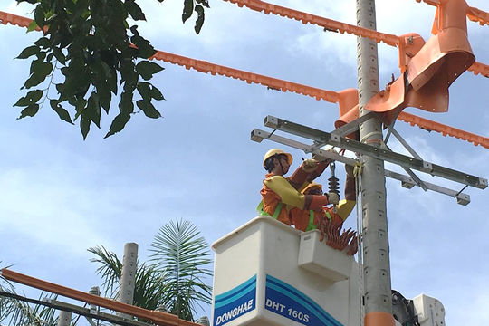 Tiền Giang tập trung tháo gỡ khó khăn, đảm bảo cung ứng điện  Tiền Giang tập trung tháo gỡ khó khăn, đảm bảo cung ứng điện