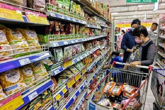 Đề xuất giảm thuế giá trị gia tăng cho tất cả các loại hàng hoá, dịch vụ