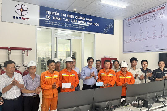 Chính thức đóng điện công trình truyền tải 220kV nhập khẩu điện từ Lào Chính thức đóng điện công trình truyền tải 220kV nhập khẩu điện từ Lào