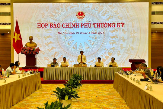 Phấn đấu tăng trưởng tín dụng 6 tháng đầu năm khoảng 5%