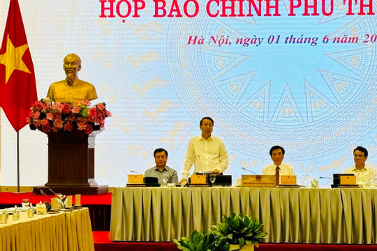 Giám sát chặt thu thuế đối với hoạt động livestream bán hàng  Giám sát chặt thu thuế đối với hoạt động livestream bán hàng