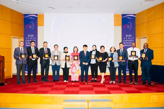 Đoàn công tác của Kiểm toán nhà nước tham gia Chương trình “Tăng cường năng lực kiểm toán” tại Hàn Quốc