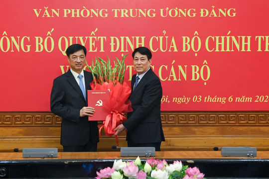 Thượng tướng Nguyễn Duy Ngọc giữ chức Chánh Văn phòng Trung ương Đảng