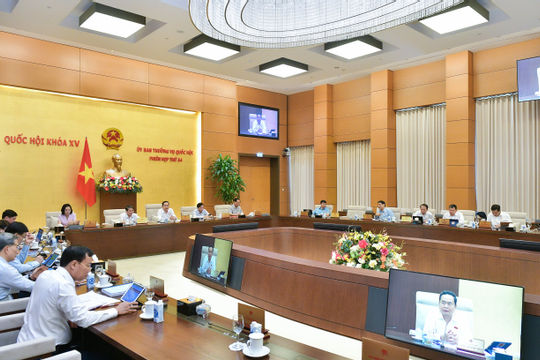 Chính phủ đề xuất tiếp tục giảm thuế giá trị gia tăng đến hết năm 2024