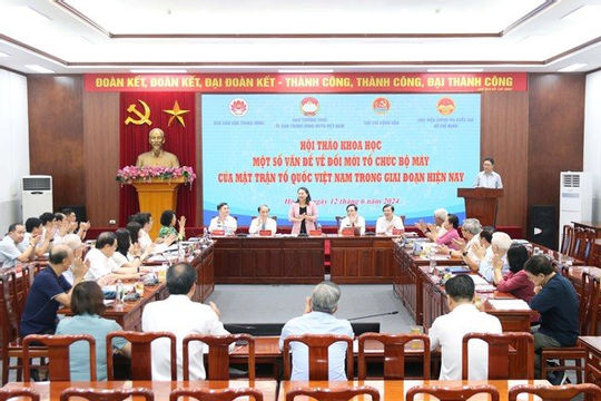 Đổi mới tổ chức bộ máy của Mặt trận Tổ quốc Việt Nam trong giai đoạn hiện nay Đổi mới tổ chức bộ máy của Mặt trận Tổ quốc Việt Nam trong giai đoạn hiện nay