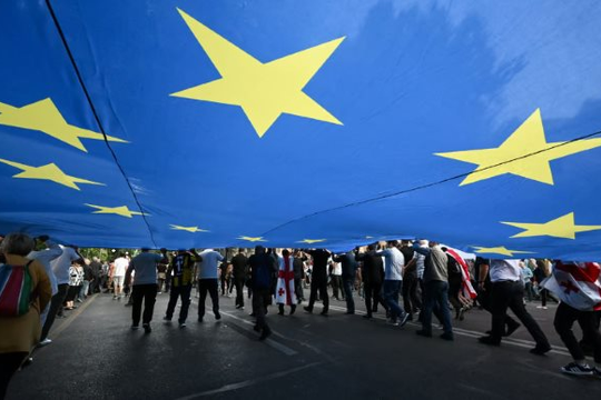 Liên minh châu Âu: Nỗ lực hơn nữa để cải cách các hoạt động mua sắm công