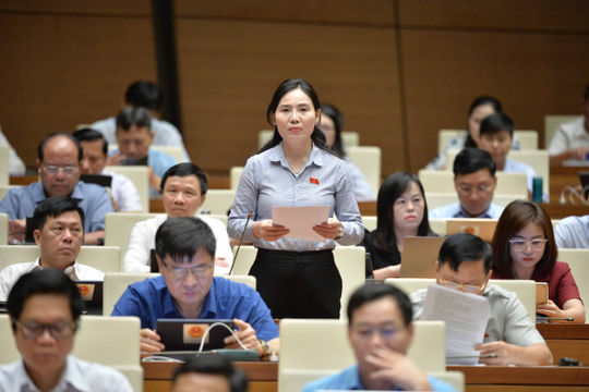 Đại biểu Quốc hội đề nghị duy trì đóng 2% phí công đoàn