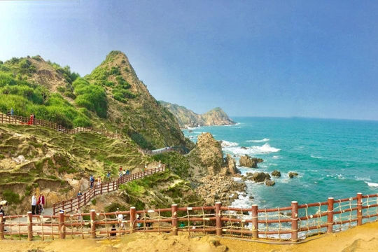 Bình Định: Thu hút hơn 324.000 lượt khách trong tuần lễ mở đầu du lịch hè