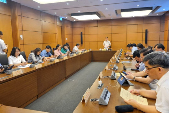 Đẩy sớm hiệu lực thi hành 3 luật: Cần bảo đảm chất lượng các văn bản hướng dẫn Đẩy sớm hiệu lực thi hành 3 luật: Cần bảo đảm chất lượng các văn bản hướng dẫn