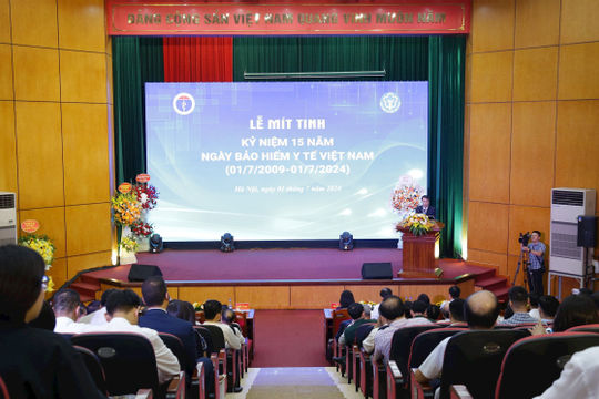 Quỹ Bảo hiểm y tế bảo vệ tài chính cho người dân khi ốm đau, bệnh tật Quỹ Bảo hiểm y tế bảo vệ tài chính cho người dân khi ốm đau, bệnh tật
