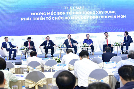 Những ngày khởi đầu gian nan nhưng rất đáng tự hào…