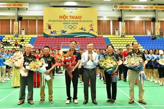 Khai mạc Hội thao chào mừng kỷ niệm 30 năm thành lập Kiểm toán nhà nước