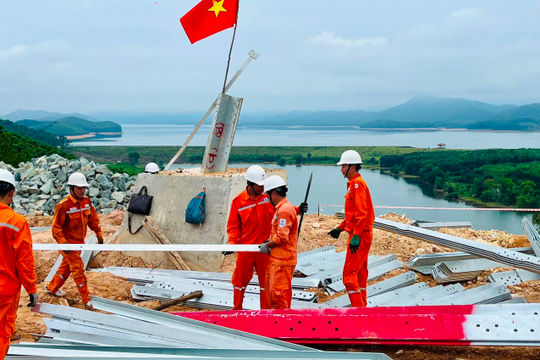 Tình hình cấp điện ổn định, điện thương phẩm tăng 14,3% 6 tháng đầu năm 