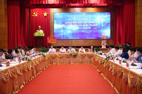 Chuyển đổi số báo chí - Cơ hội và giải pháp Chuyển đổi số báo chí - Cơ hội và giải pháp