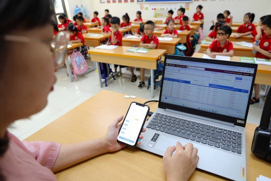 Đẩy mạnh chuyển đổi số, cải cách hành chính trong ngành giáo dục