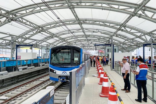 Đẩy nhanh tiến độ triển khai các dự án đường sắt đô thị Thành phố Hà Nội và Thành phố Hồ Chí Minh