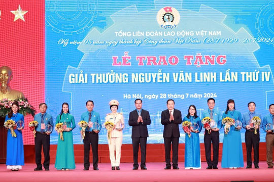 Công đoàn Việt Nam không ngừng lớn mạnh, trưởng thành, đồng hành cùng dân tộc