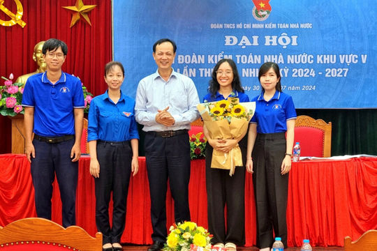 Phát huy tinh thần sáng tạo, xung kích trong phong trào đoàn và công tác chuyên môn