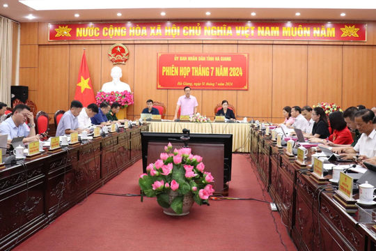 Hà Giang: Tích cực triển khai các giải pháp phát triển kinh tế - xã hội những tháng cuối năm Hà Giang: Tích cực triển khai các giải pháp phát triển kinh tế - xã hội những tháng cuối năm