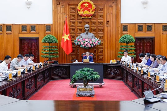 Khẩn trương xây dựng các dự án sửa đổi 13 luật có nhiều vướng mắc cấp bách