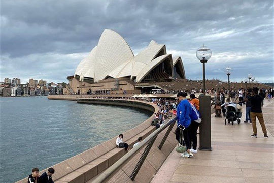 Kinh tế Australia thiệt hại 6,7 tỷ USD do tình trạng 'COVID kéo dài'