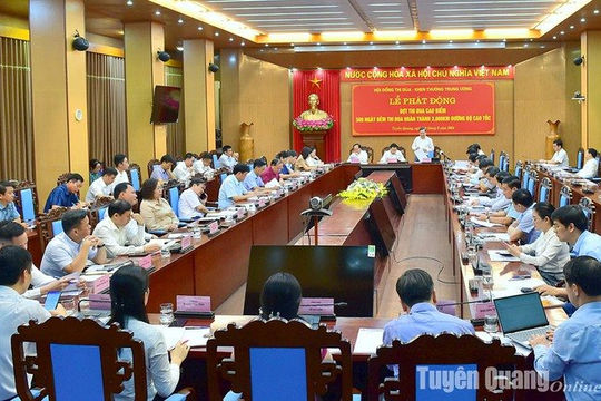 Tuyên Quang thúc đẩy tăng trưởng kinh tế với nỗ lực mở rộng cao tốc