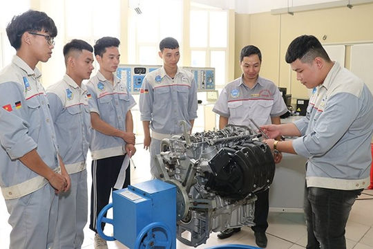 Gỡ vướng cấp bằng cao đẳng cho sinh viên hoàn thành chương trình do Đức chuyển giao