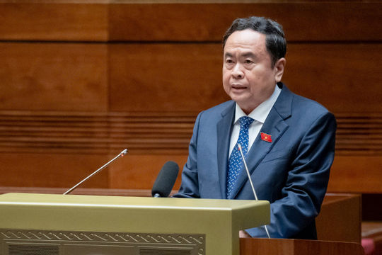 Hoàn thiện thể chế, kịp thời tháo gỡ khó khăn, vướng mắc để phát triển kinh tế, xã hội