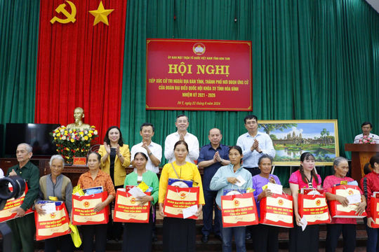 Hình ảnh Tổng Kiểm toán nhà nước Ngô Văn Tuấn và Đoàn công tác tiếp xúc cử tri huyện Ngọc Hồi, tỉnh Kon Tum