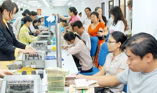 Vướng mắc pháp lý, ngân hàng vẫn khó thu hồi nợ qua tòa án